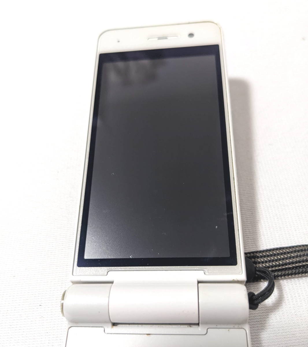 Docomo ドコモ P 01f ガラケー ケータイ ホワイト パナソニック 動作確認ok 判定 おまけ Microsdカード 携帯電話 売買されたオークション情報 Yahooの商品情報をアーカイブ公開 オークファン Aucfan Com