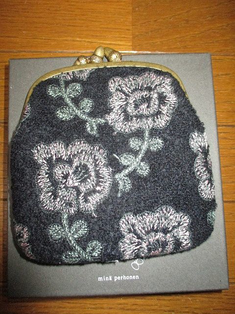 ミナペルホネン mina perhonen cuddle purse yula がま口 小銭入れ 未 