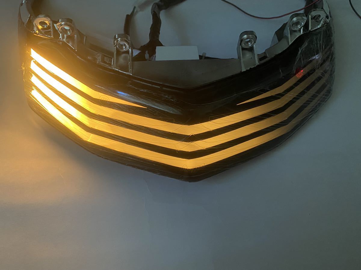 送料無料！】シグナスX 3型 LED ファイバーテールランプ