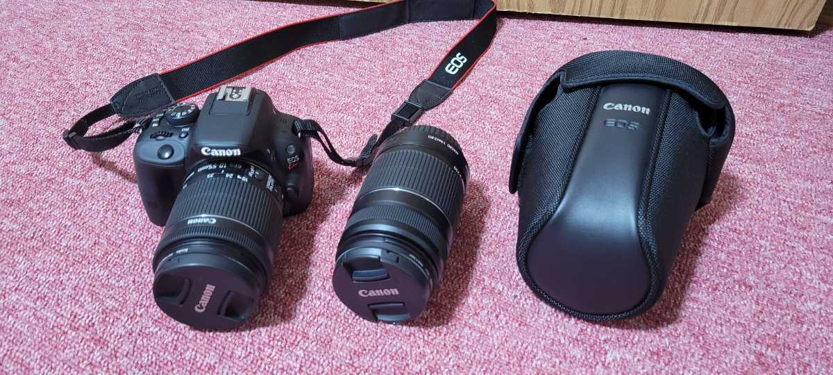 Canon デジタル一眼レフカメラ EOS Kiss X7 ダブルズームキット EF-S18