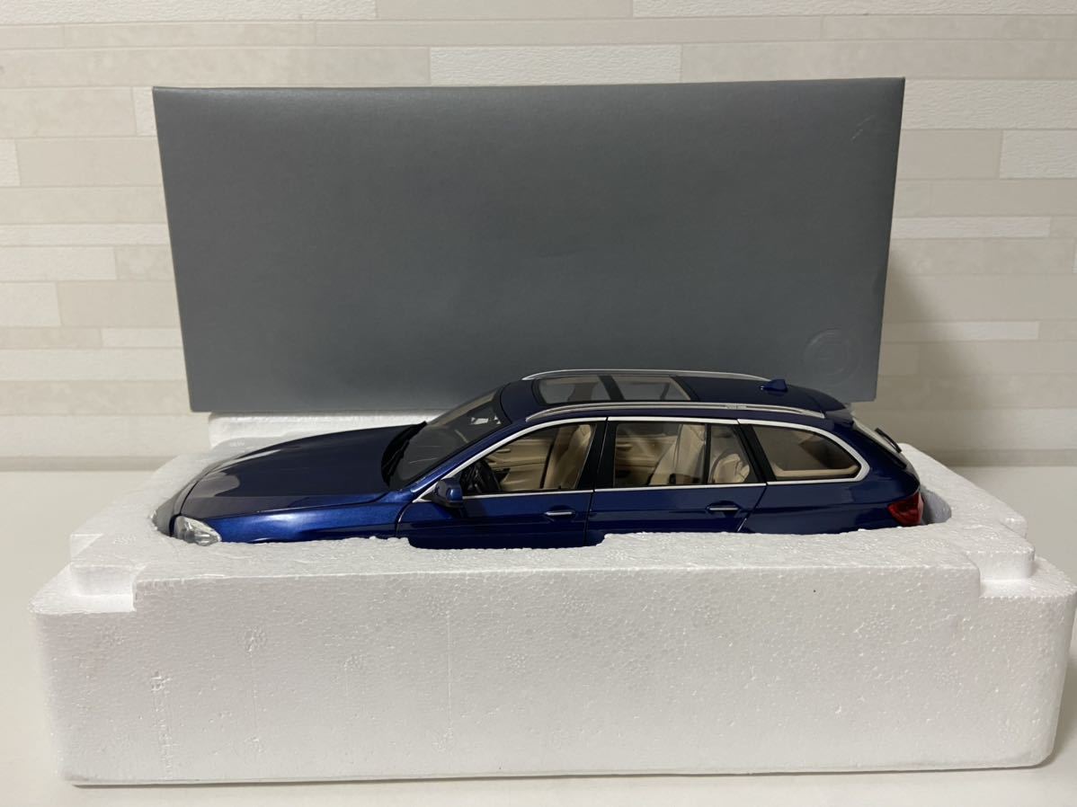 即決 ディーラー特注 1/18 BMW 550i ツーリング 5シリーズ Touring