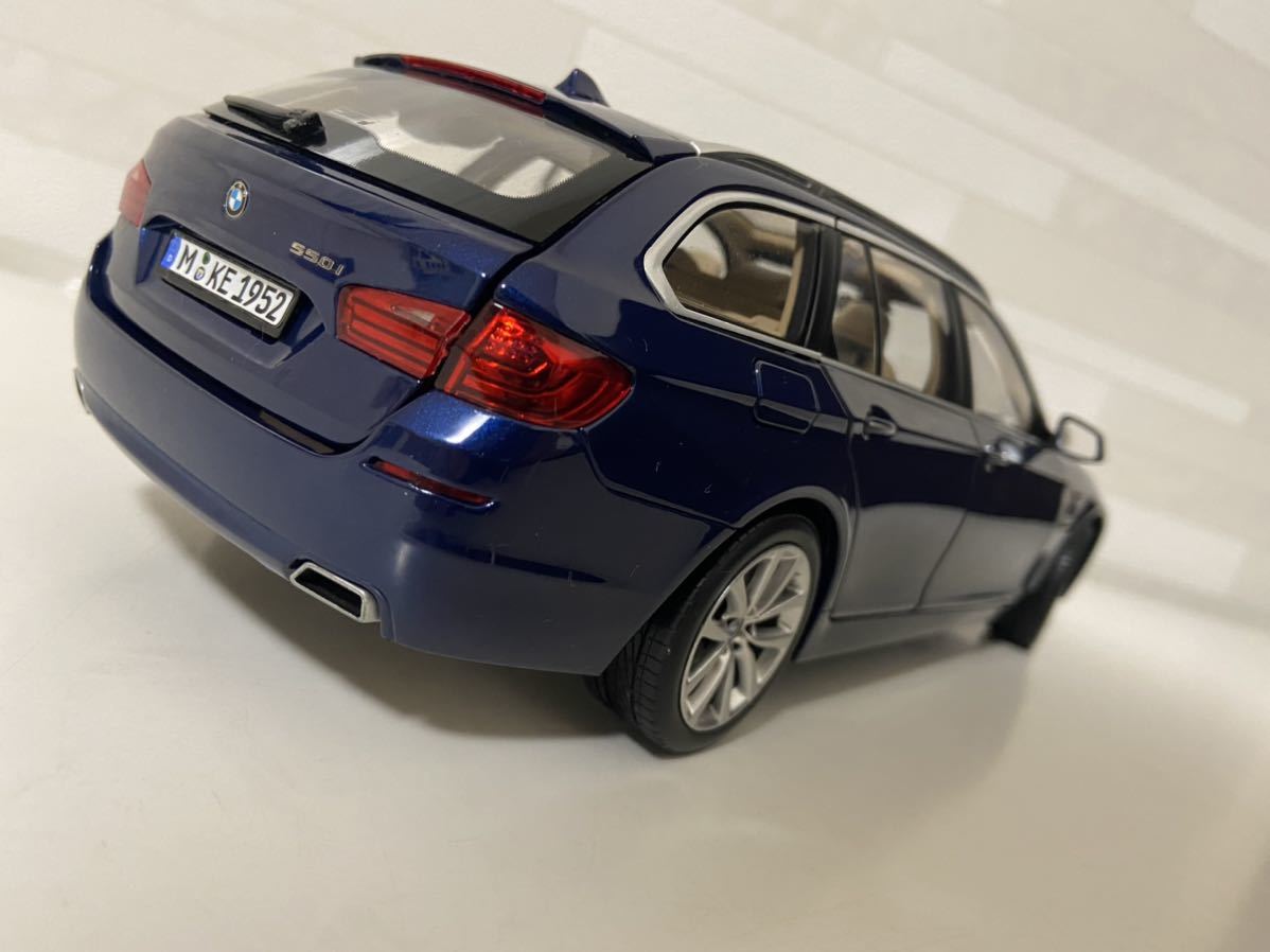 即決 ディーラー特注 1/18 BMW 550i ツーリング 5シリーズ Touring