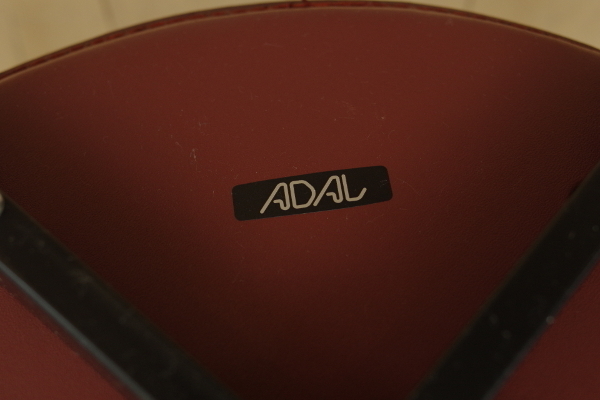 ADAL アダル ダイニングチェア 2脚セット 食卓椅子 イス スチール脚 シンプル カフェスタイル レトロ 丸 ブラウン色① アダル ダイニングチェア ADAL フーモ 美品 椅子⁄チェア