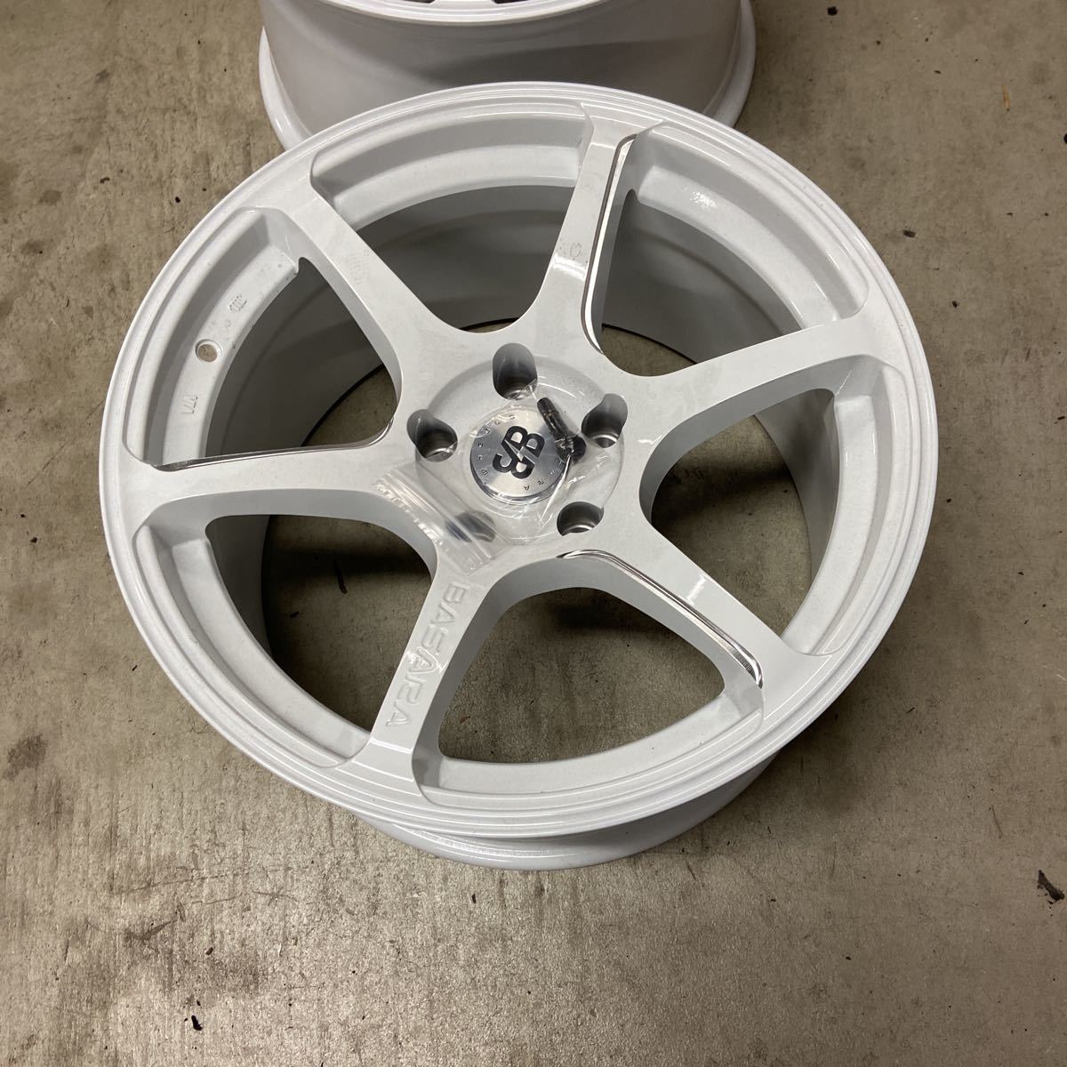 BASARA バサラ ホイール 新品！未使用！ 17インチ9jオフセット0 