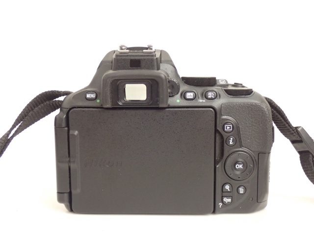 Nikon デジタル一眼レフカメラ D5600 18-55 VR レンズキット + 単焦点