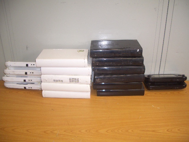 新作登場，正規品 15個 まとめてセット ジャンク Nintendo WiiU本体 WiiUゲームパッド ニンテンドー 任天堂(Wii U本体)｜売買されたオークション情報、yahooの商品情報をアーカイブ公開 - オークファン Wii U本体