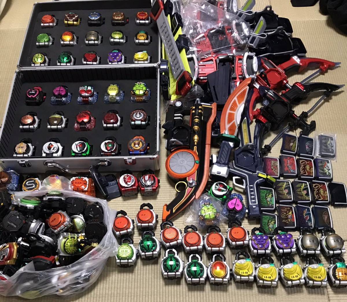 変身ベルト DX戦極ドライバー | 仮面ライダー鎧武 仮面 ロックシード