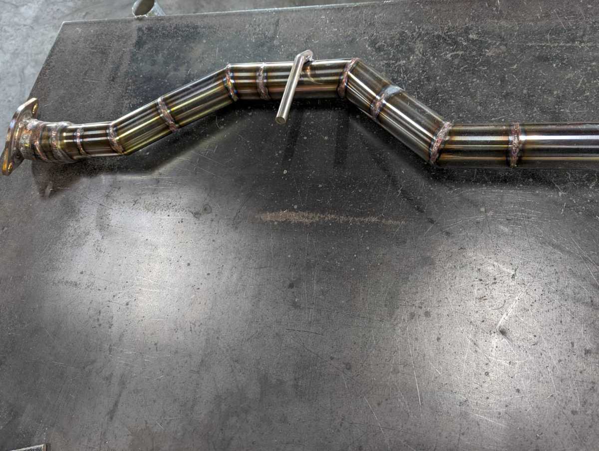 50系プリウスオリジナル中間ストレートマフラー！オールステンレス 50系プリウス！オリジナル中間ストレートマフラー！オールステンレス