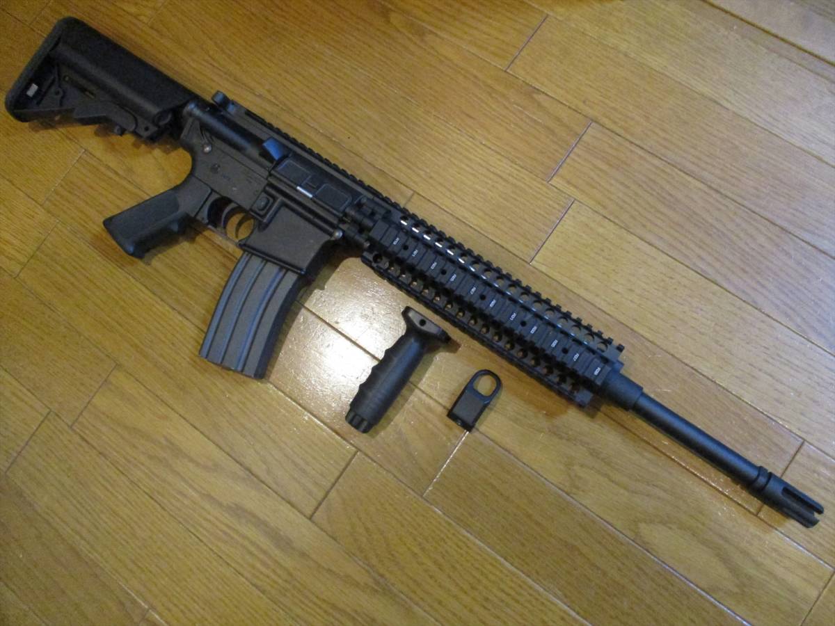 東京マルイ 次世代電動ガン レシーライフル - | ブラック CQB-R M4 
