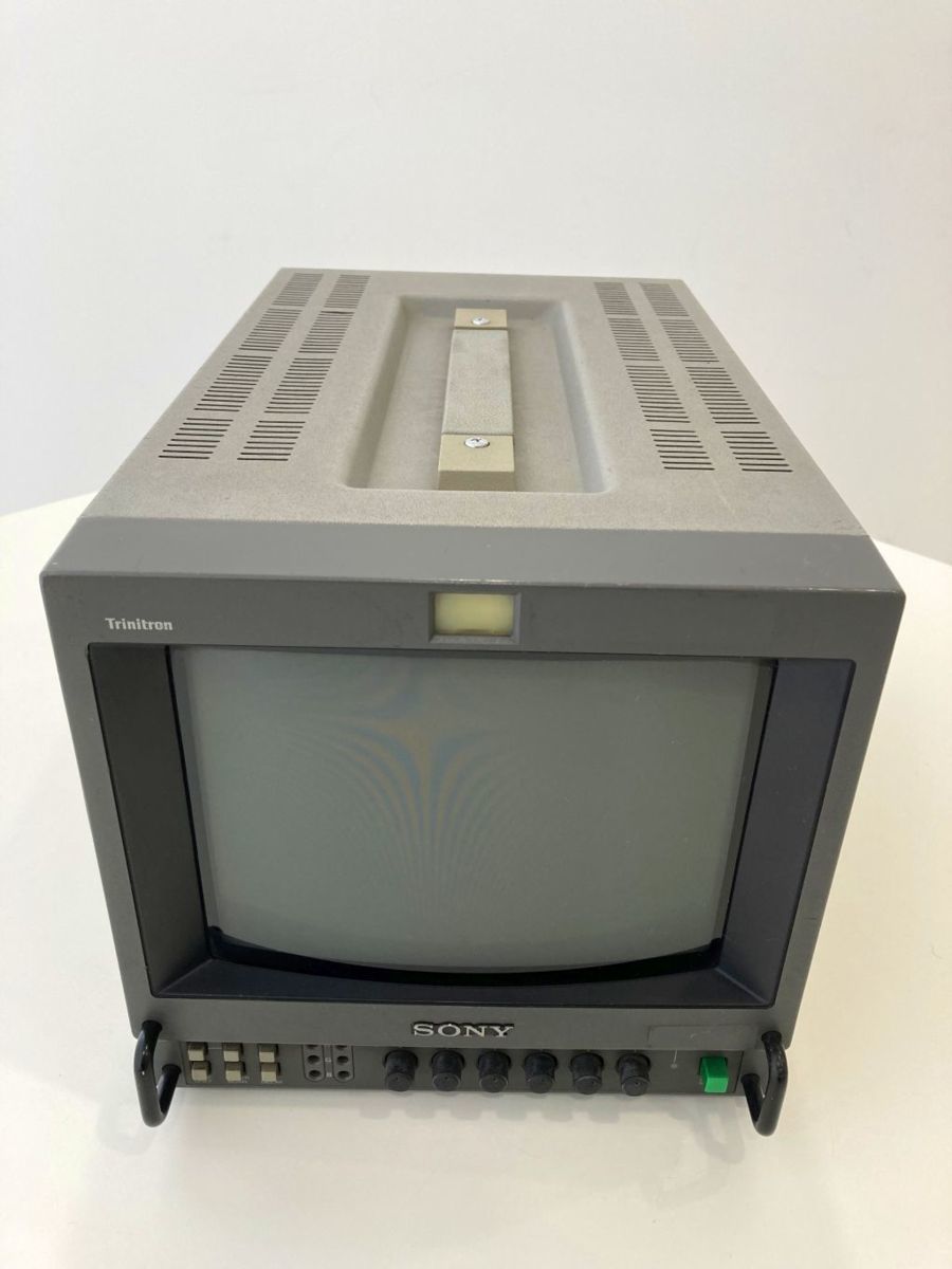 9インチモニター(ブラウン管)SONY PVM-9041Q(ジャンク)の出品です②