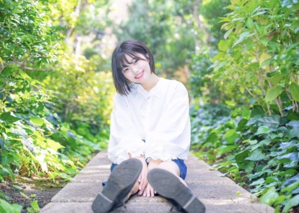 美品】中西アルノ 生写真 高画質 乃木坂46 L判 A004(写真)｜売買された