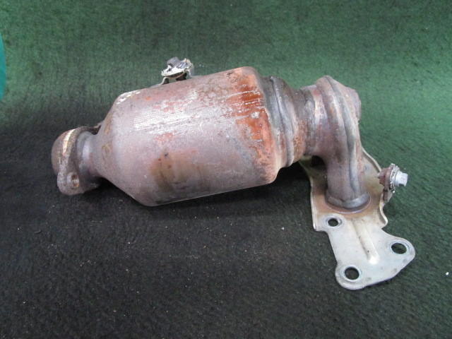 ムーヴ DBA-LA100S 触媒 ショクバイ 25051-B2280 25051-B2062 ⁄41404