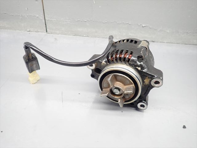 εCW21-73 カワサキ ZZ-R1100 ZZR ZXT10D (H8年式) エンジン