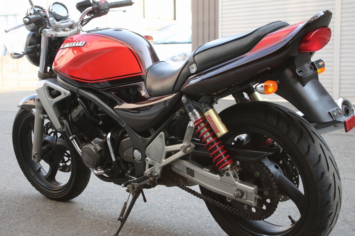 カワサキ BALIUS バリオス2/ZR250B/高年式20004年B8モデル/リペイント 