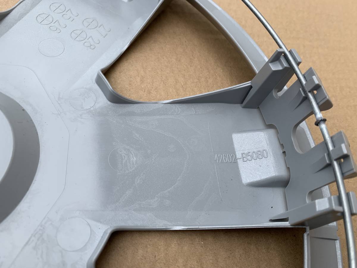 値下げ❗️ダイハツハイゼット純正ホイール　キャップ新車外し ダイハツ（DAIHATSU） 純正部品 ホイール キャップ アトレー