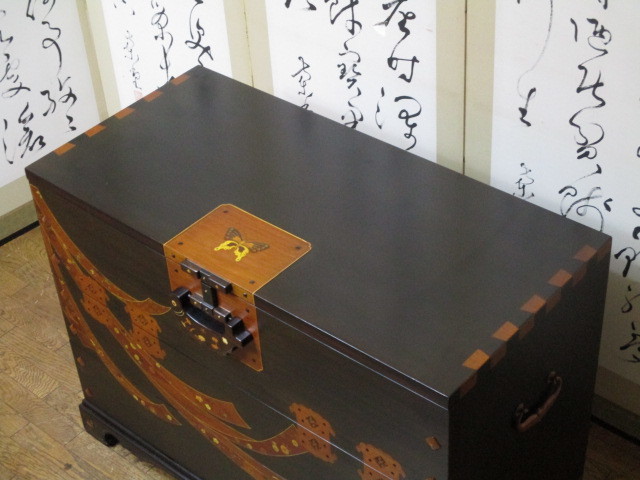 値下げ唐木細工　象嵌細工　バンダジ　李朝　チェスト　箪笥　タンス　伝統工芸 逸品 工芸品 寄木 象嵌細工 李朝 バンダジ風 3ドロアー チェスト/整理