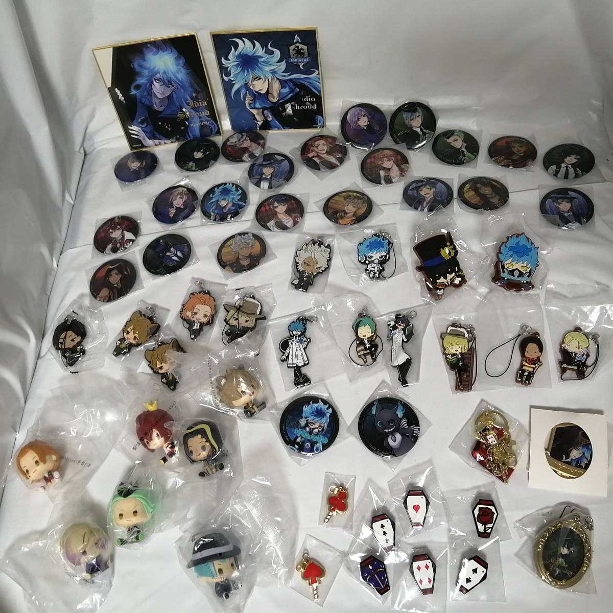 ツイステ メタルカード グッズ 大量整理！ ツイステ メタルカード グッズ 大量整理！ Amazon.co.jp: バンダイ