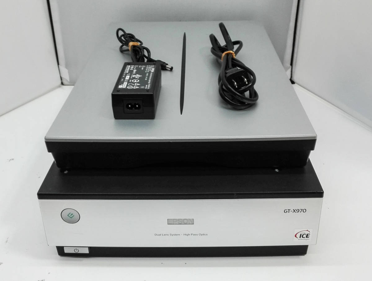 ジャンク EPSON GT-X970 フラットべッドスキャナー