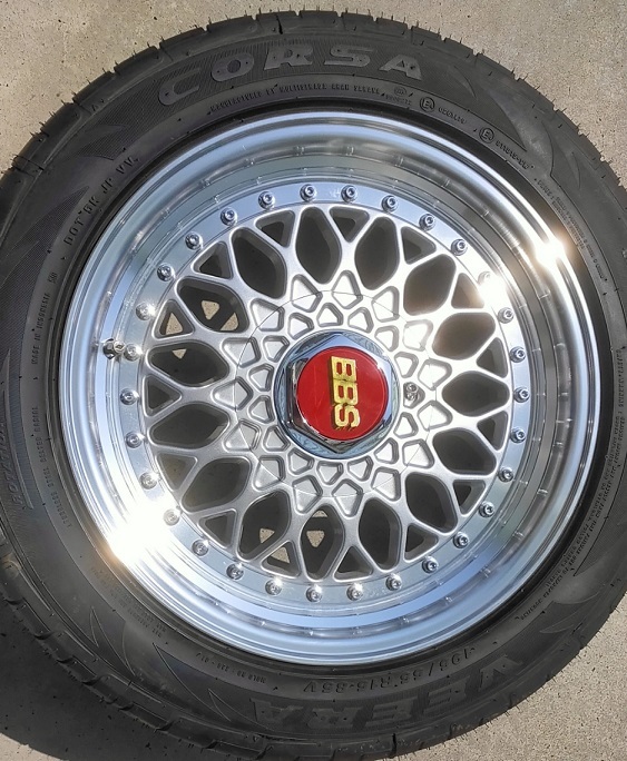 BBS風メッシュホイル・未使用タイヤ4本セット 7J-15 +38 195/55R15 4H 