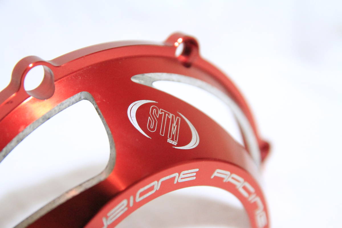 送料無料 STM アルミ ビレット クラッチカバー：レッド DUCATI 1098 