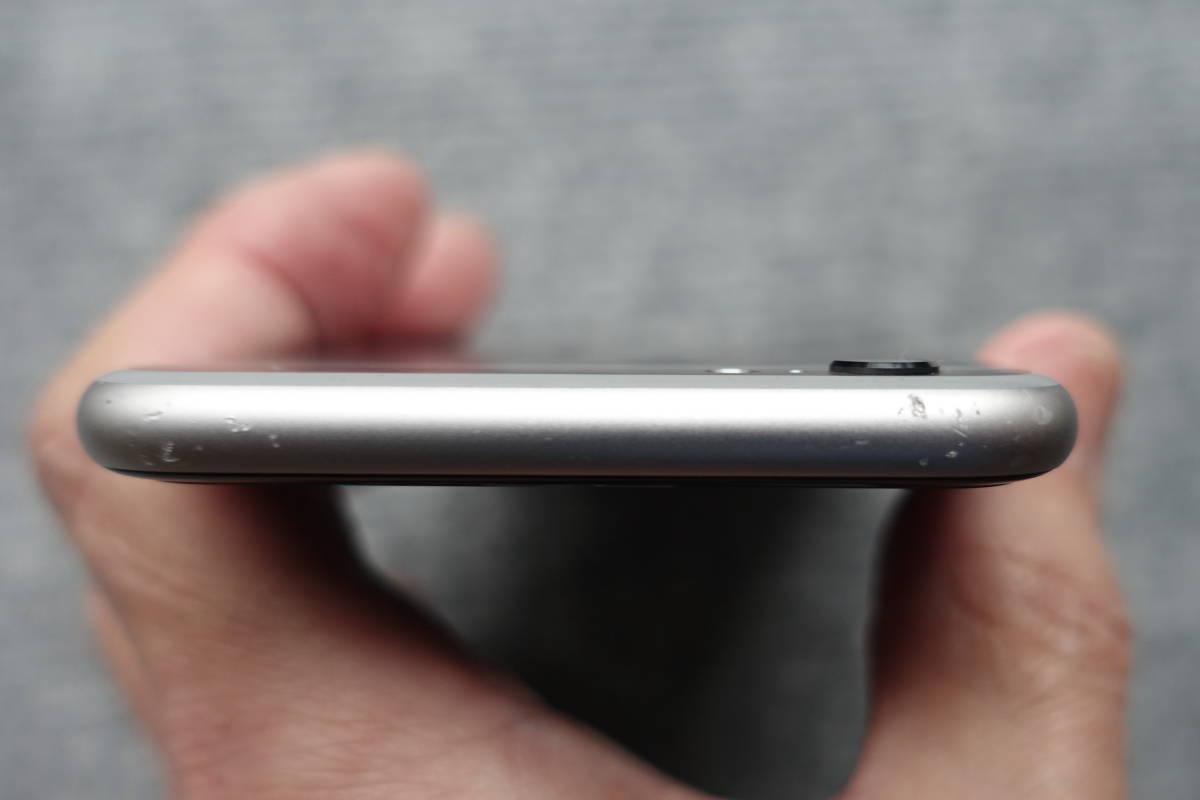 中古 SIMフリー iPhone6s シルバー 64GB キズあり Apple iPhone 6s