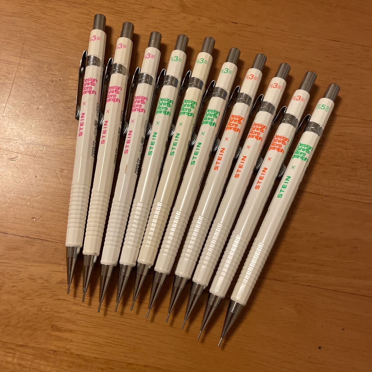 限定 Pentel ぺんてる P303 305 シャーペン 0 3 0 5mm グラニフ 10本セット シャープペンシル 売買されたオークション情報 Yahooの商品情報をアーカイブ公開 オークファン Aucfan Com