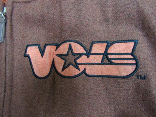 ★テネシー大学 VOLS Volunteers NCAA★メンズ 袖革スタジャン アワードジャケット 特大ロゴ★R40327020A Tennessee Volunteers Men's back Elite another
