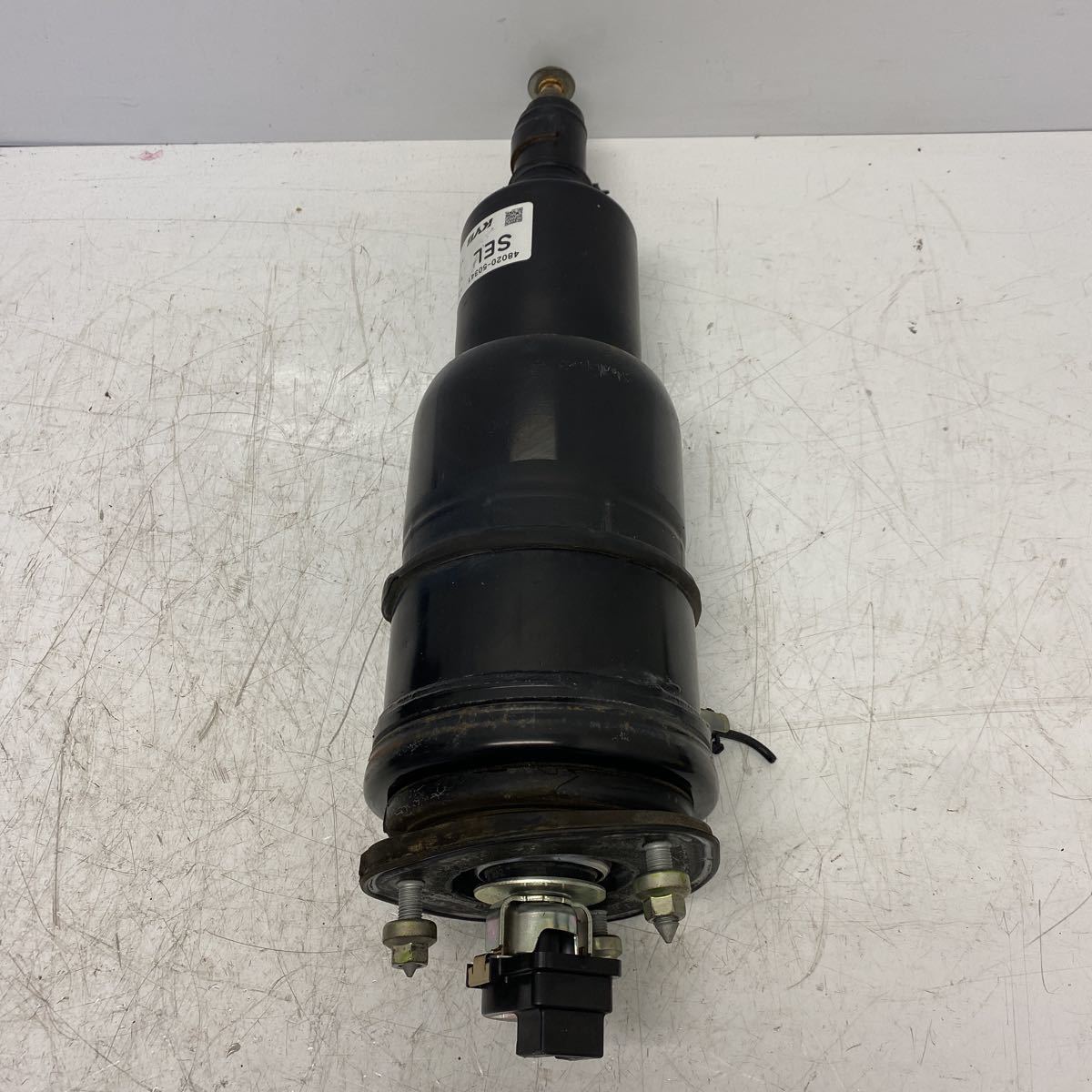 格安，得価 レクサス LS600後期 左フロントエアサス/48020-50341/YB349(ショックアブソーバー)｜売買されたオークション情報、yahooの商品情報をアーカイブ公開 - オークファン ショックアブソーバー
