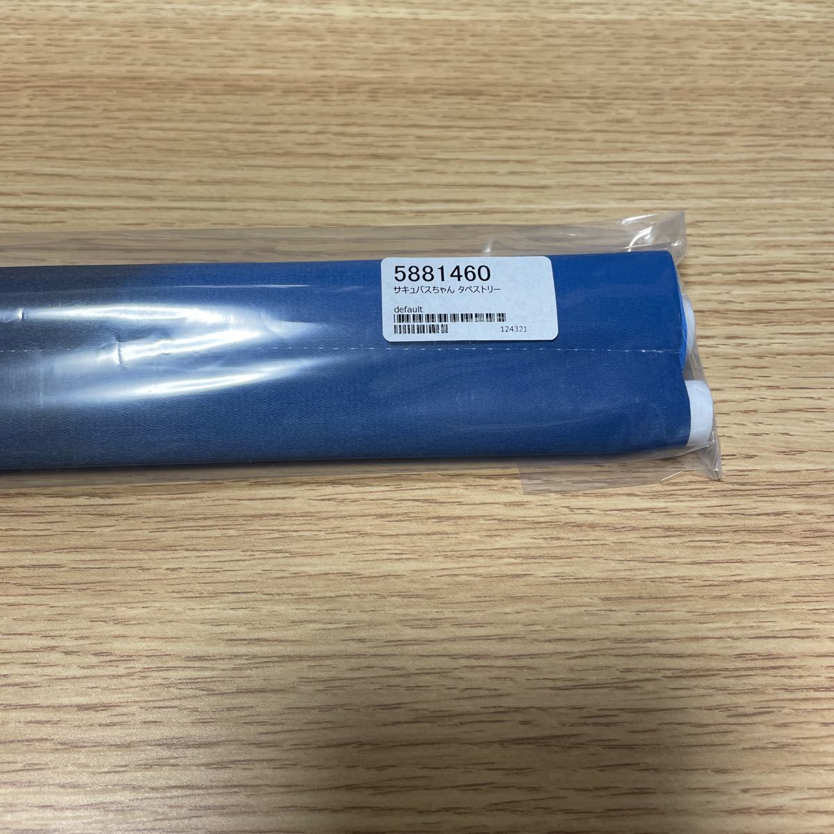 mignon サキュバスちゃん B2タペストリー MIGNON WORKS