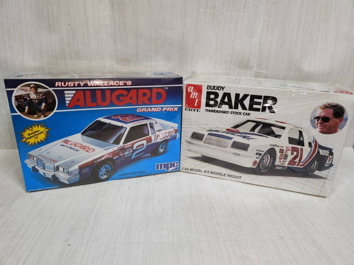 爆買い，新品 1/25 AMT Buddy Baker 1983 T-Bird NASCAR + 訳あり 1/25 MPC Rusty Wallace 1985 Pontiac NASCAR リアウィンドウ癒着溶け(その他)｜売買されたオークション情報、yahooの商品情報をアーカイブ公開 - オークファン その他