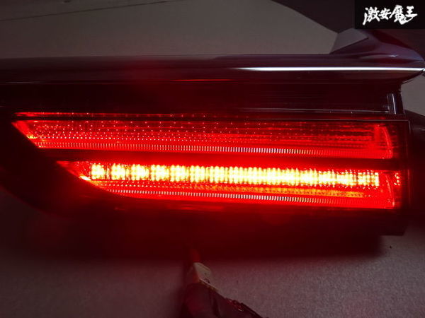 △売り切り レクサス 純正 URJ201W LX570 LED テールライト 
