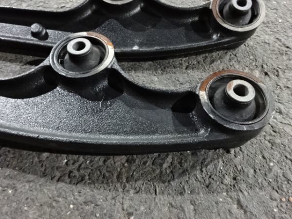 ジムニー &frasl; JB23 JB64 JB43 JB74 フロント | シエラ ジムニーシエラ JB33 フロントアーム ジムニー&frasl;ジムニーシエラ リーディング パーツ 補正アーム前後1台