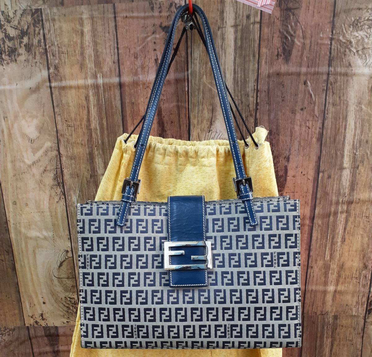 綺麗 美品 FENDI フェンディ ズッカ ハンドバッグ トートバッグ 