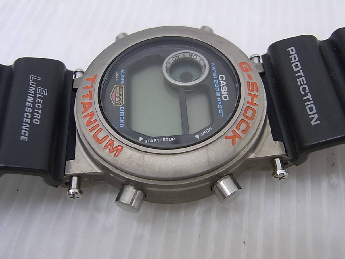 CASIO カシオ G-SHOCK フロッグマン チタン DW-8200 ベゼル無し/ジャンク品
