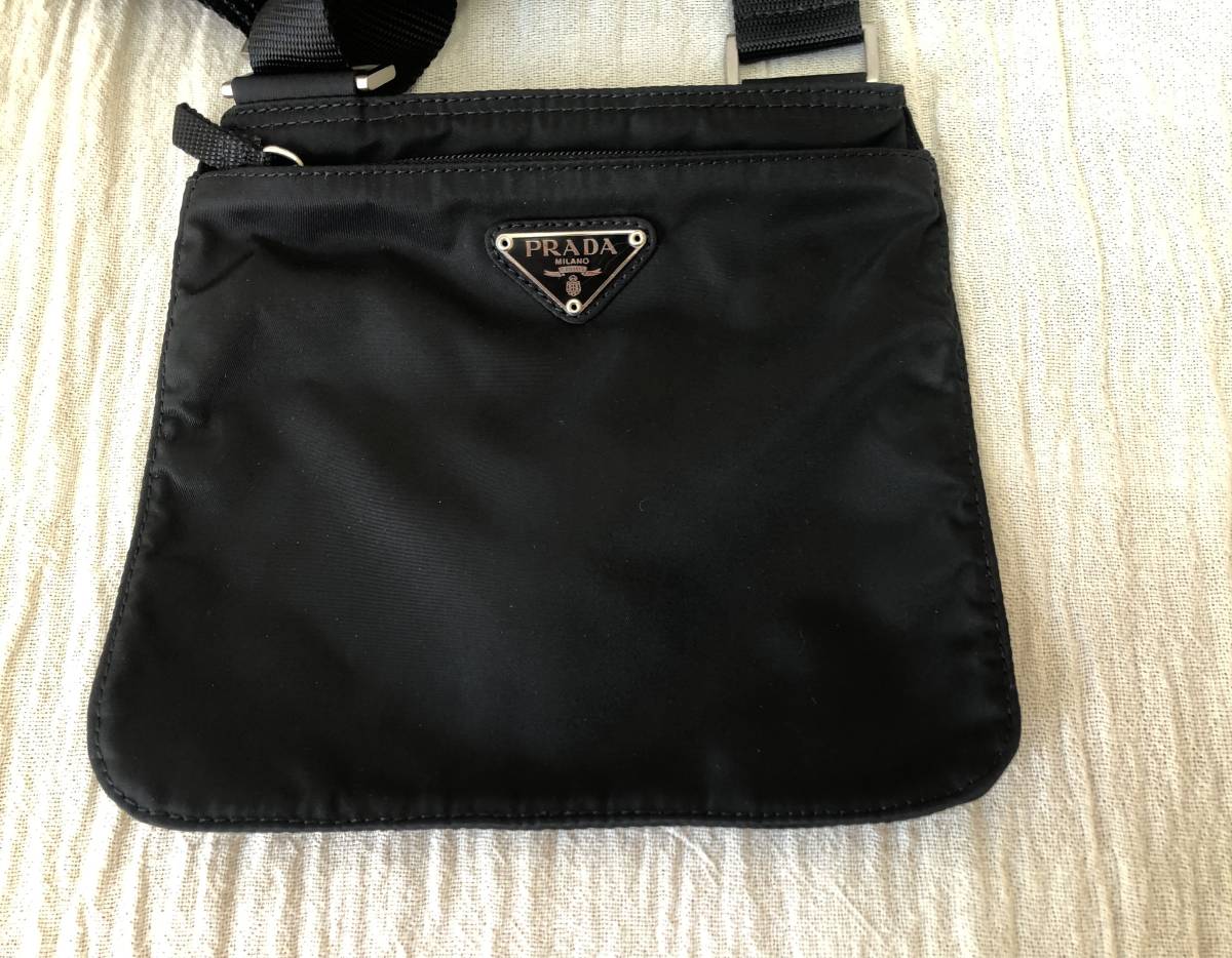 PRADA】○プラダ B7372 ショルダーバッグ 斜めがけバッグ ブラック