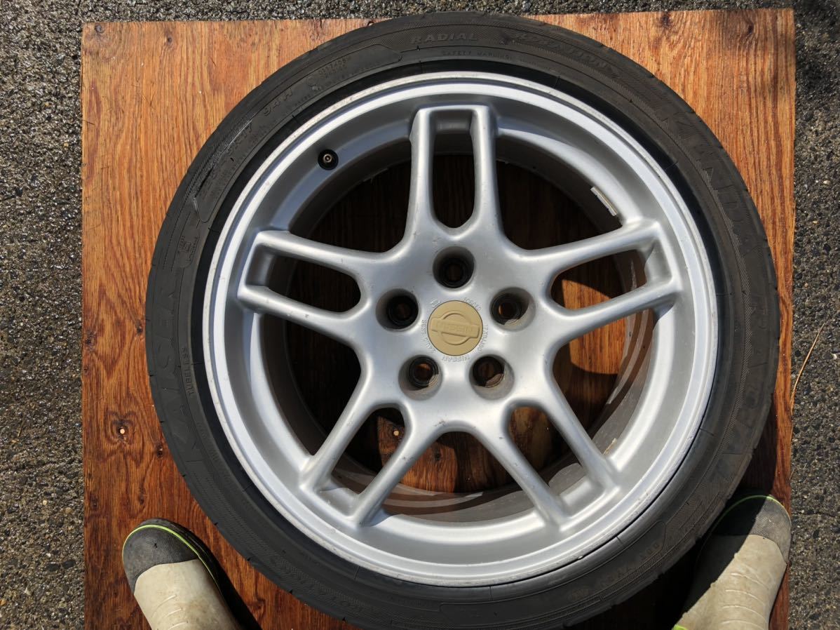 スカイラインR33 GTR・純正ホイール17×9J+30・5H/PCD114.3 エンケイ