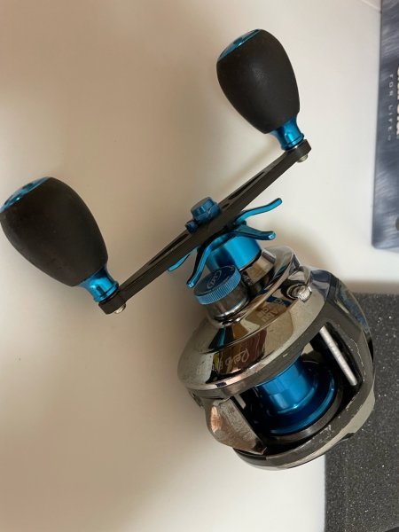 ABU レボ エリート REVO IB-L HS ZPIカスタム ハンドル、スプール
