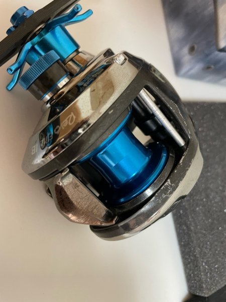 ABU レボ エリート REVO IB-L HS ZPIカスタム ハンドル、スプール