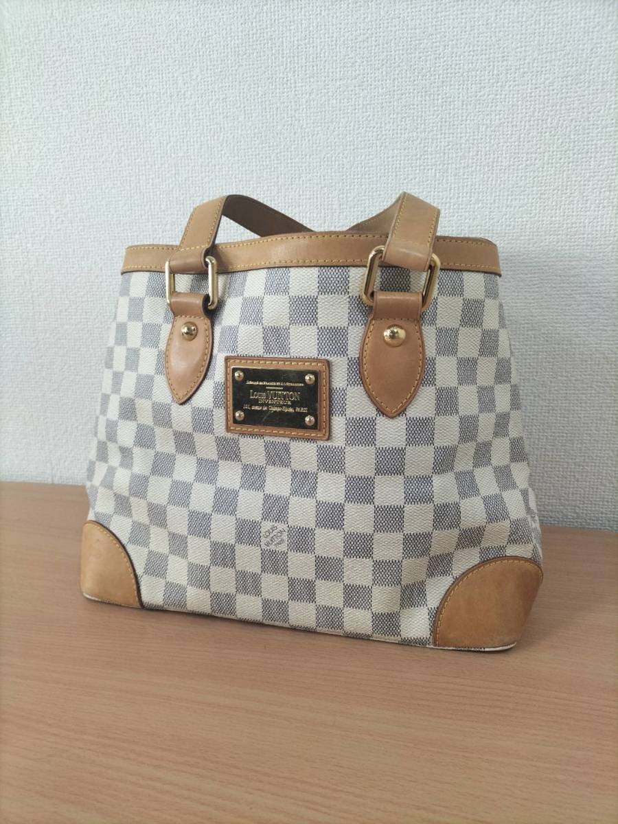louis-vuitton-zippy-wallet--M42616_PM2_Front%20view