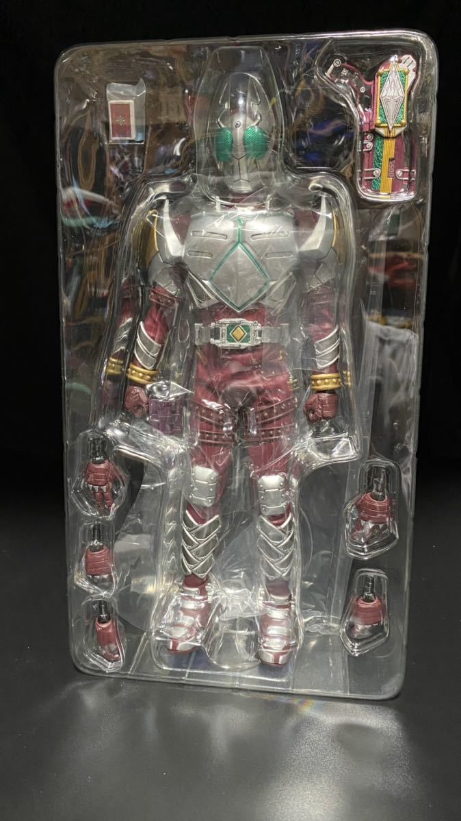 リアルアクションヒーローズ RAH 仮面ライダーギャレン メディコム