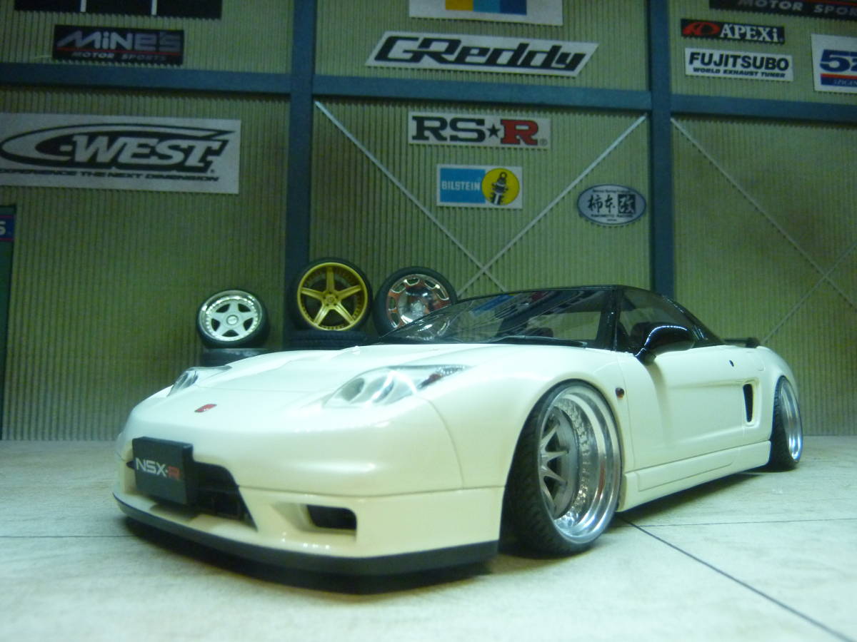 1/18 ホビージャパン ホンダ NSX-R NA2チャンピオンシップ（カスタム 