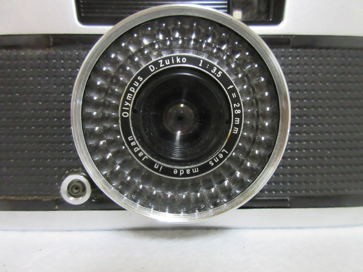 Olympus Pen EE-3 Review - A Weekend in Prague - by John