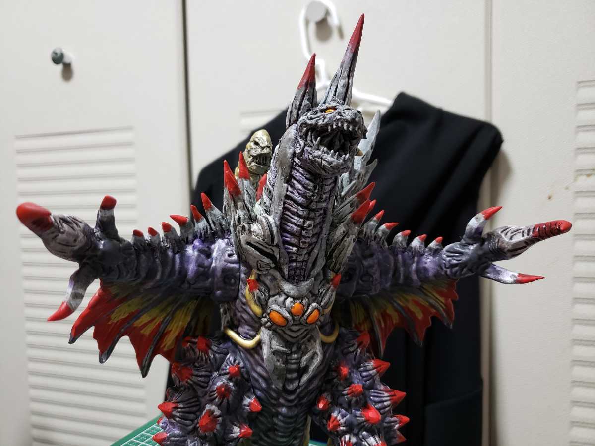 中国限定　塗装完成品　英雄集結 ウルトラマン　　フィギュア デストルドス 殲滅機甲獣 デストルドス 中国製ソフビ 改造リペイント完成品