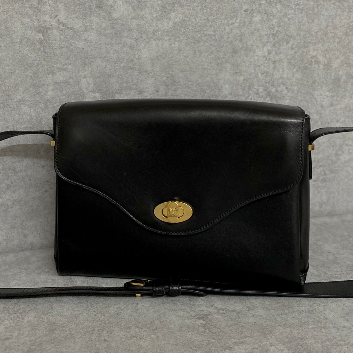 1円 1円 極美品 CELINE セリーヌ ヴィンテージ トリオンフ ロゴ ターン 