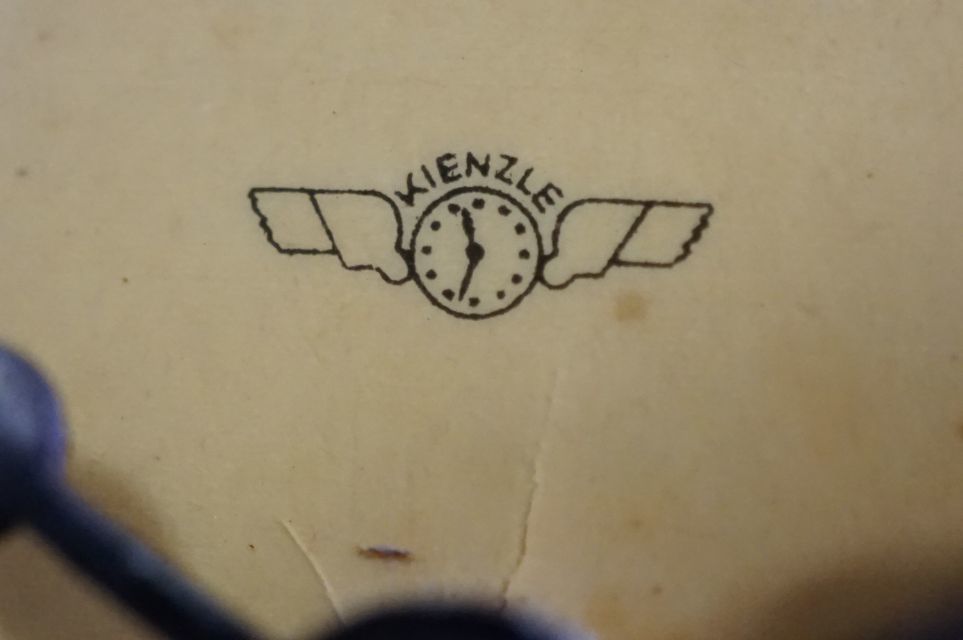 c42 ドイツ製 キンツレ KIENZLE ガラスドーム 回転振り子 ゼンマイ式