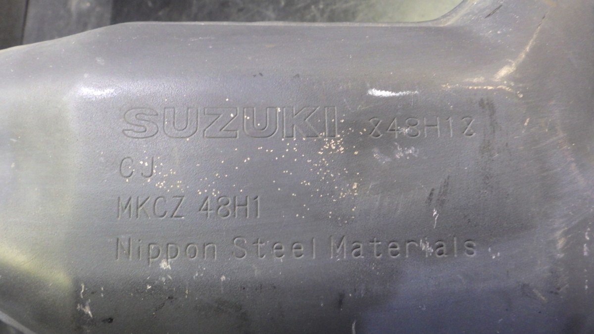 GSR250 スズキ - SUZUKI GJ55D – 京都のバイクショップSPEC-M（スペックエム GSR250（LC6GJ55D001） Yahoo!オークション | バイクの系譜 GSR250（GJ55D）-since 2012- 2017年 Fi 2014-