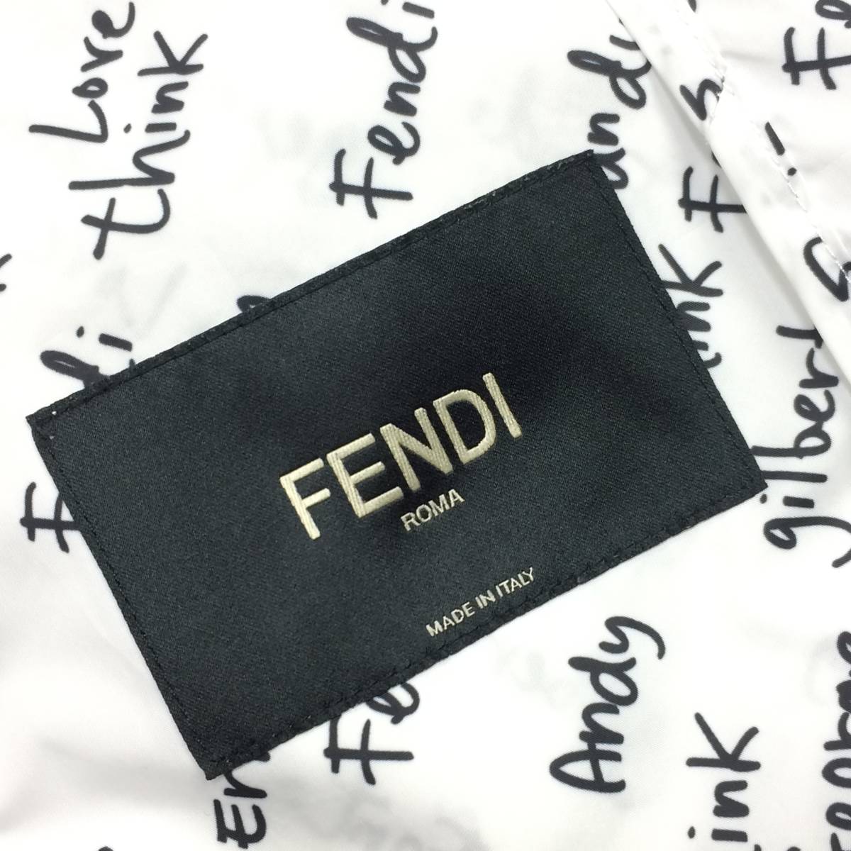 ジャパンタグ【FENDI/フェンディ】think love 白×黒 総柄ロゴ ナイロン 