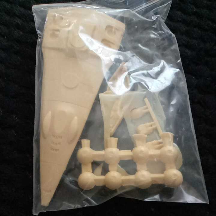 【赤字超特価，限定セール】 機動戦士ガンダム ジオン軍大型戦闘艦 グワジン ガレージキット(機動戦士ガンダム)｜売買されたオークション情報、yahooの商品情報をアーカイブ公開 - オークファン 機動戦士ガンダム