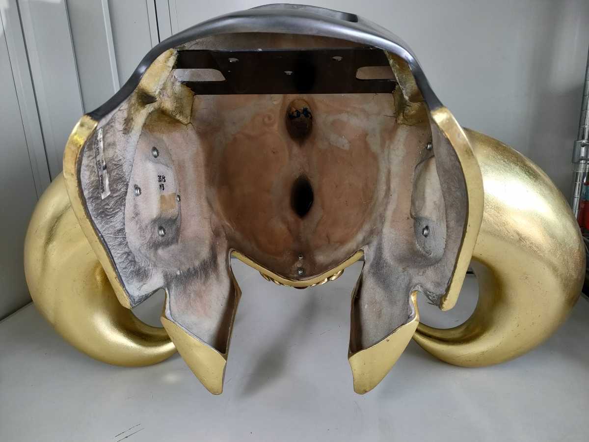 希少 北斗の拳 ラオウ ヘルメット型 オブジェ ②(北斗の拳)｜売買され