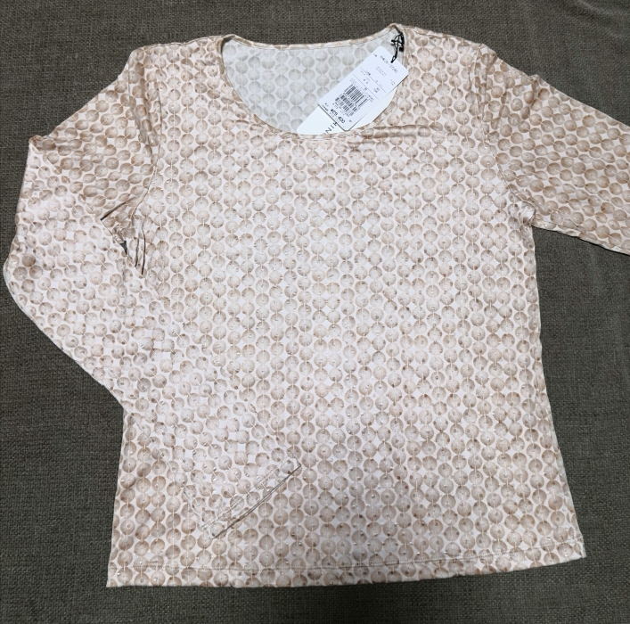 HIROKO KOSHINO 新品 – &frasl; ヒロココシノ ハンドバッグ ビーズ タグ付き 日本語) ヒロココシノ公式 COLLECTION AW 2025-26 | 通販